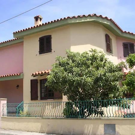 Orosei-sardegna-appartamento 5 Posti Letto Con Giardino Appartement *