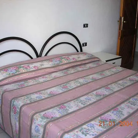 Orosei-sardegna-appartamento 5 Posti Letto Con Giardino Appartement Orosei