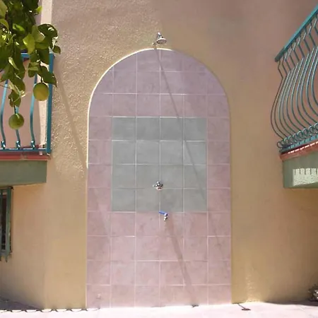 Orosei-sardegna-appartamento 5 Posti Letto Con Giardino *