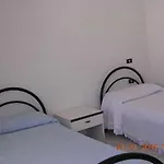 Orosei-sardegna-appartamento 5 Posti Letto Con Giardino Apartmán